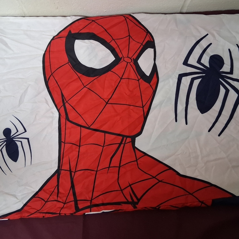 Marvel Spiderman Standard Size Pillowcase.